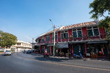 Historische Gebude - Ein Streifzug durch Bang Lamphu Bangkok - Bild 1 - mit freundlicher Genehmigung von Vanessa&Alex 