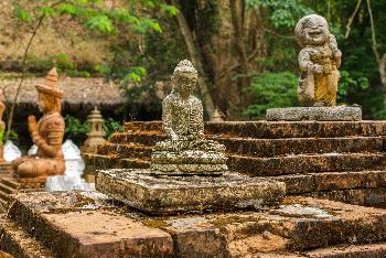 Wat Pha Lat - Dschungeltempel - Bild 4 - mit freundlicher Genehmigung von Depositphotos 