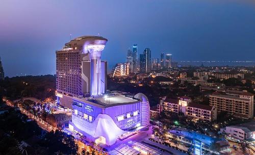 Hotel Zentrumsnhe Grande Centre Point Space Pattaya in Pattaya - Bild 1