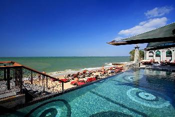 Hotel am Strand Modus Beachfront Resort in Pattaya - Bild 1