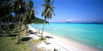 Resort am Strand Saii Phi Phi Island Village in Koh Phi Phi - Bild 2