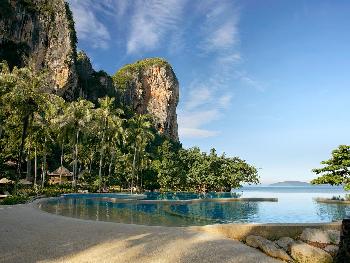Resort am Strand Rayavadee in Krabi - Bild 1