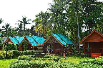 Resort am Strand Sayang Beach Resort in Koh Lanta - Bild 1