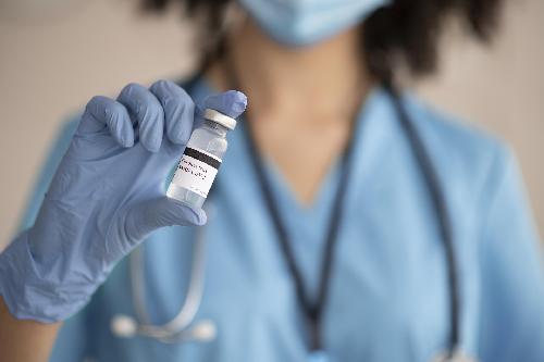 Bild Auslnder werden nun doch geimpft - kostenlos