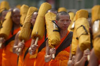 Bild Bangkok - Die beiden Gesichter des Buddhismus