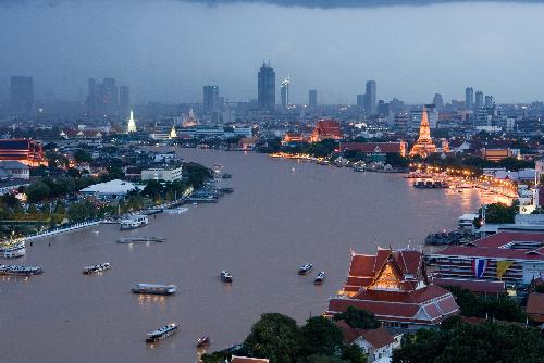 Bild Bangkok gibt sich vorbereitet auf die Flut