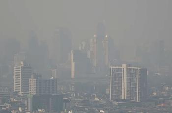 Bangkoks armselige Versuche - Mit Wasser gegen den Smog - Reisenews Thailand - Bild 1