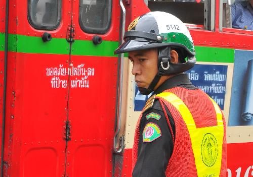 Deutscher Tourist und sein Fahrer versterben bei Unfall - Reisenews Thailand - Bild 1