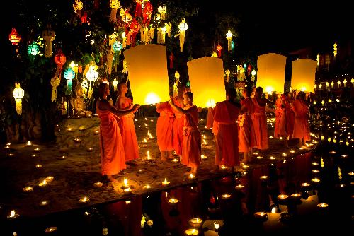 Die schnsten Orte um 2023 Loy Krathong zu feiern - Reisenews Thailand - Bild 1