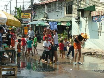 Die wichtigsten Tipps fr Songkran - Reisenews Thailand - Bild 1