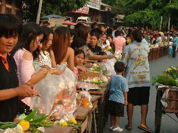Mehr Besucher zum thailndischen Neujahr - Reisenews Thailand - Bild 2