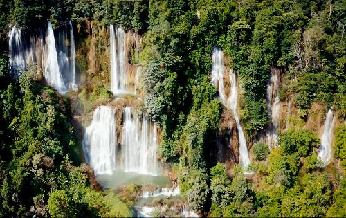 Bild Thi Lo Su Wasserfall - Der grsste Wasserfall Thailands