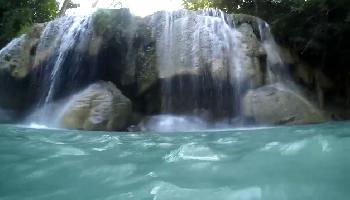Wasserflle im Erawan Nationalpark - Bangkok Video