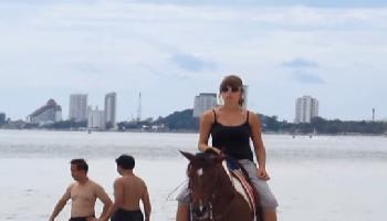 Ruhiges Strandleben am Long Beach - Hua Hin / Cha Am Video
