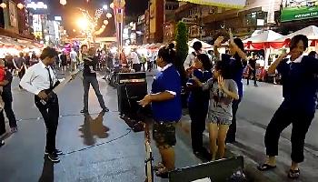 Strassenmusik am Markt - Ayutthaya Video