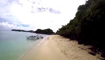 Start Video Flug entlang der einsamen Strnde von Koh Lone Baden + Strand