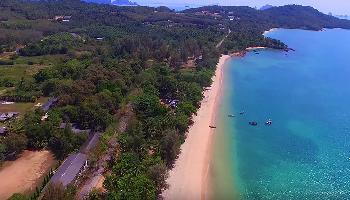 Start Video Flug ber den Klong Muang Beach Baden + Strand