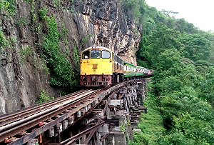 Eisenbahn, Zug von Chumphon nach Bangkok - Tickets und Fahrplan