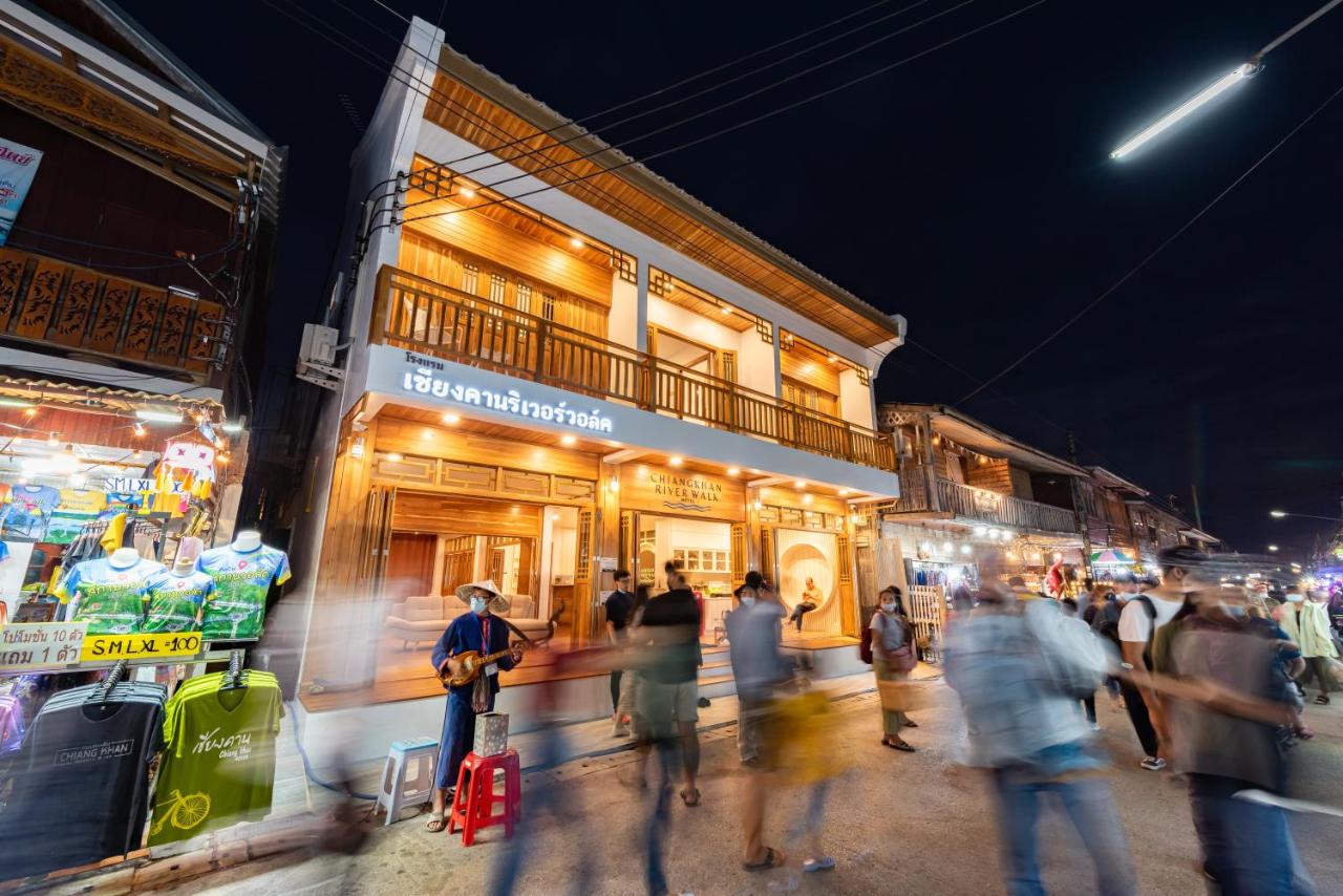 Chiangkhan River Walk Hotel