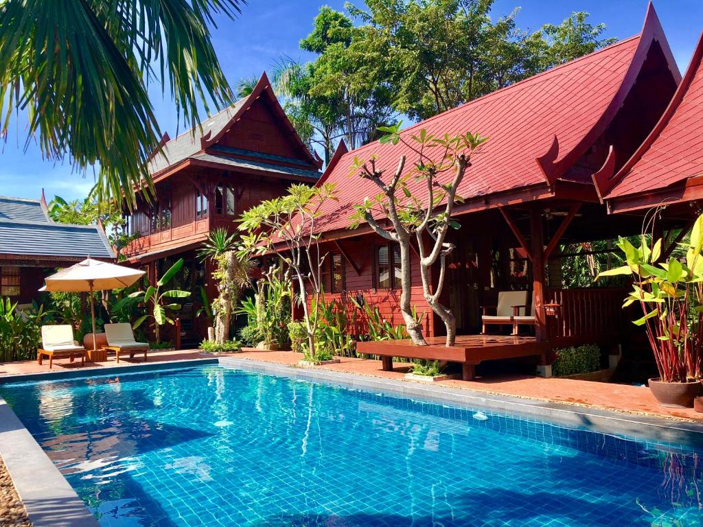 Ruenkanok Thaihouse Resort