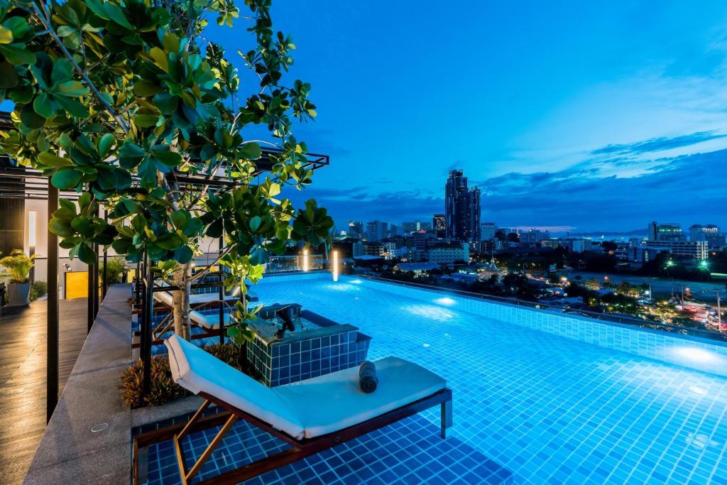 T Pattaya Hotel