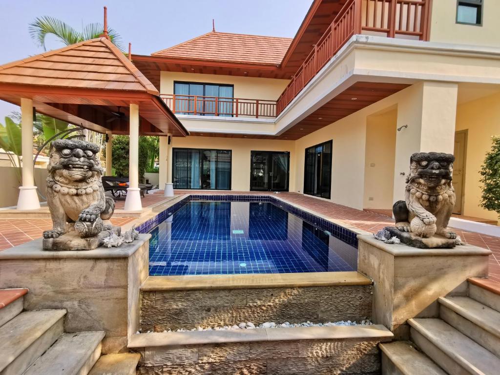 Talay Sawan Pool Villa
