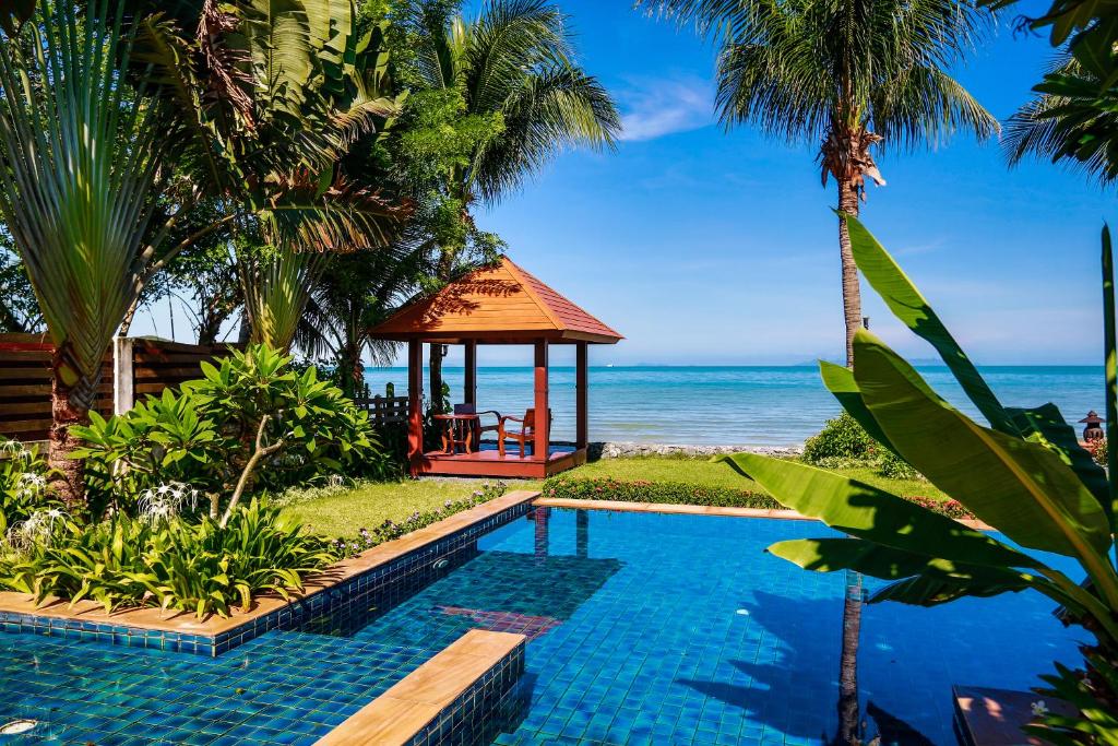 Baan Phulay Luxury Beachfront Villa