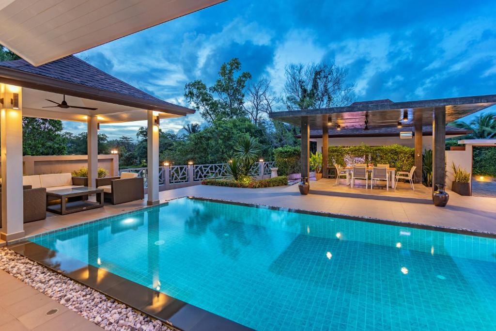 Bangtao Boutique Villa