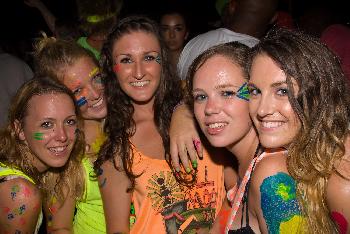 Abfeiern bis zum Abwinken - Full Moon Party - Bild 2 - mit freundlicher Genehmigung von Depositphotos 