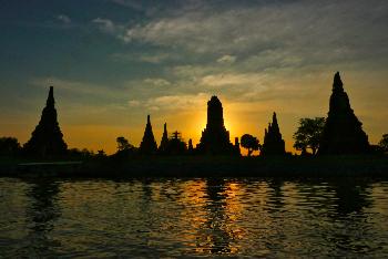 Ayutthaya nachts - Bild 2 - mit freundlicher Genehmigung von Depositphotos 