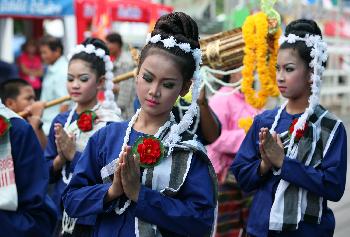 Bun Bang Fai Raketenfesivals in Yasothon, Kalasin und Roi Et - Bild 6