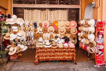 Buntes Einkaufsparadies Phuket - Bild 1 - mit freundlicher Genehmigung von Depositphotos 
