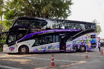 Busfahren in Thailand Bild 3 -  - mit freundlicher Genehmigung von Depositphotos 