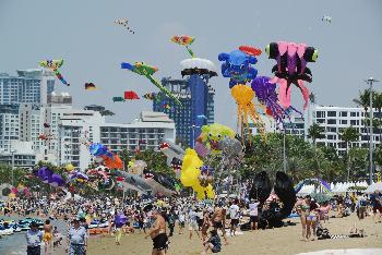 Drachenfestival: Pattaya Kite On The Beach - Bild 5 - mit freundlicher Genehmigung von  