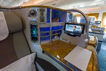 Emirates Airbus A380 Inside - Bild 1 - mit freundlicher Genehmigung von Depositphotos 