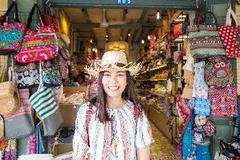 Fashion auf dem Pratunam - Bild 3 - mit freundlicher Genehmigung von Depositphotos