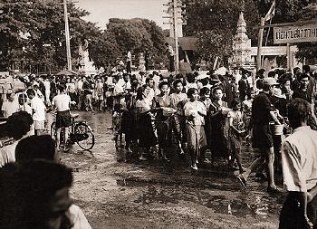 Historisches Songkran - Bild 3 - mit freundlicher Genehmigung von  