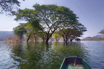 Kaeng Kor Lake - Bilder von Gerhard Veer - Bild 3 - mit freundlicher Genehmigung von Veer