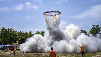 Kalasin Bun Bang Fai Talai Lan - Bild 1