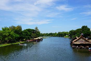 Kanchanaburi mit dem KIHA 183 - Bild 2 - mit freundlicher Genehmigung von Richard Barrow 