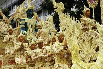 Kerzenfest in Ubon Ratchathani - Bild 2 - mit freundlicher Genehmigung von Veer