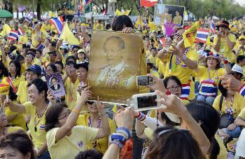 Kr�nungstag K�nig Maha Vajiralongkorn - Bild 3 - mit freundlicher Genehmigung von Depositphotos 