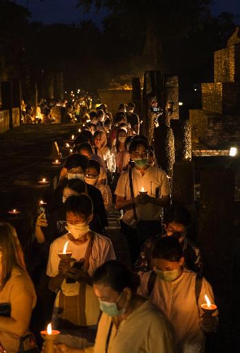 Light up the Night - Sukhothai - Bild 5 - mit freundlicher Genehmigung von  