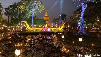 Loy Kratong in Phitsanulok - Bilder von Richard Barrow - Bild 2