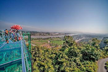 Mekong Skywalk (Pha Ngao Skywalk) Chiang Saen - Fotos von Gerhard Veer - Bild 1 - mit freundlicher Genehmigung von Veer 