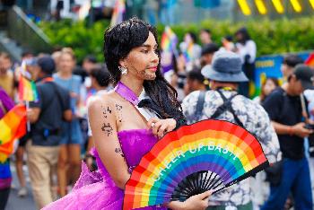 Party und bunte Farben berall - Bild 4