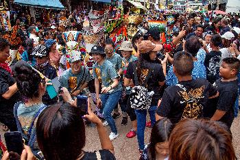 Phi Ta Khon Festival mit Bildern von Gerhard Veer - Bild 5 - mit freundlicher Genehmigung von Depositphotos 