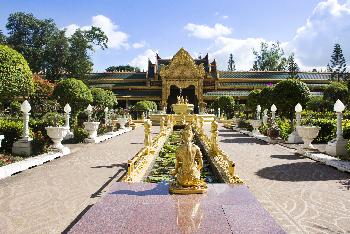 Phra Maha Chedi Chai Mongkol - Bild 1 - mit freundlicher Genehmigung von  