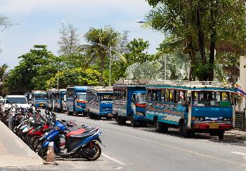 Phuket Bus - Bild 1 - mit freundlicher Genehmigung von Depositphotos 