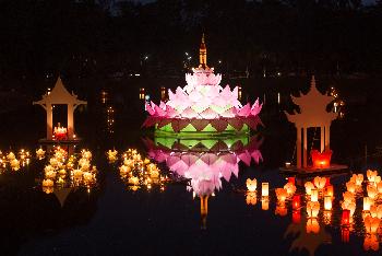 Romantisch-magische Stimmung an Loy Kratong - Bild 2 - mit freundlicher Genehmigung von Depositphotos 